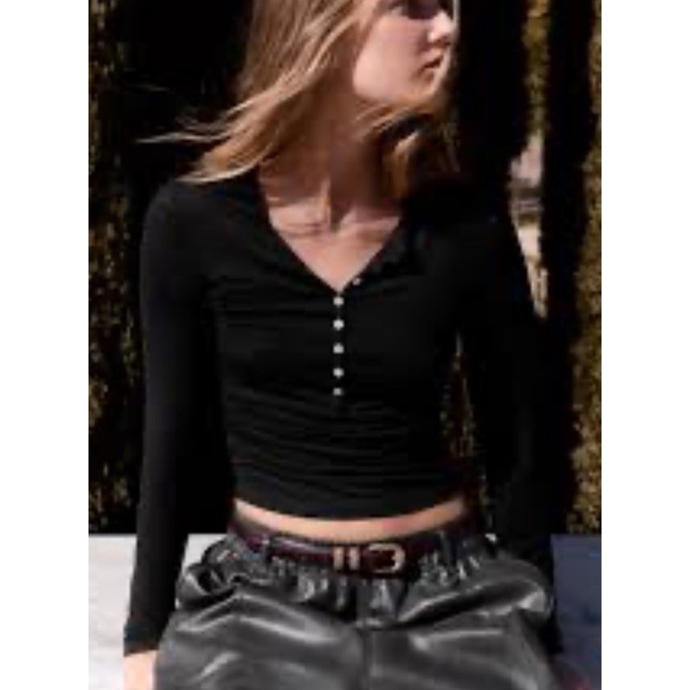 BERSHKA Women Top Cropped Black Stretch Long-Sleeved Womens Size Small